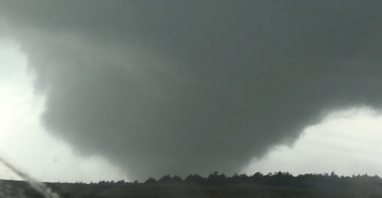 Large tornado near Seiling, OK on May 18, 2017